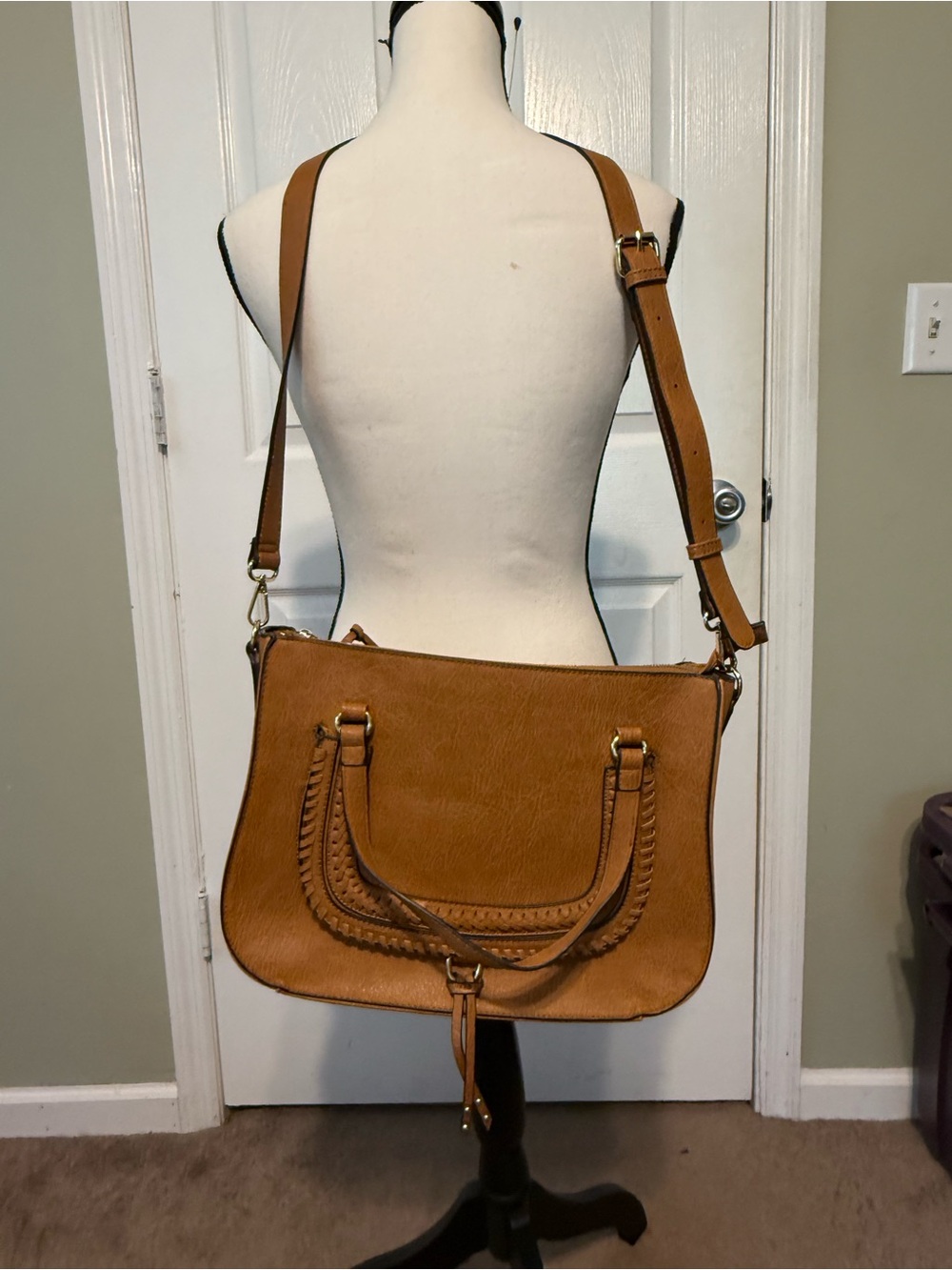 Sole Society Women's Tan Braided-Detail Shoulder Bag with Adjustable Strap